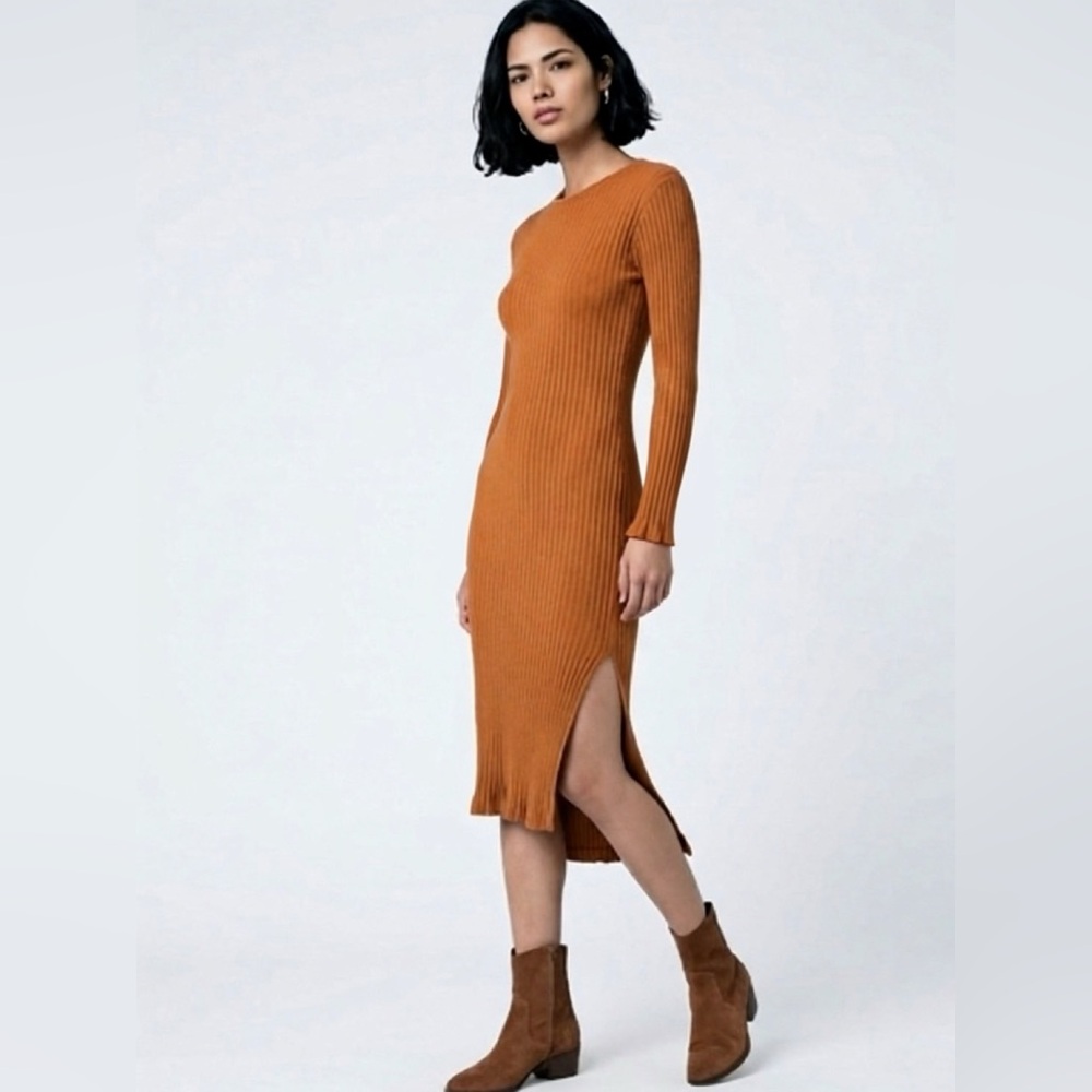 Lush Women's Ribbed Long Sleeve Midi Sweater Dress - Rust Orange, Small